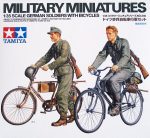 TAMIYA 1/35 German Soldiers With Bicycles
