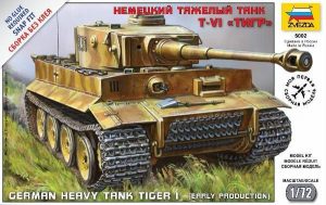 ZVEZDA 1/72 Tiger I (early production) Snap Kit