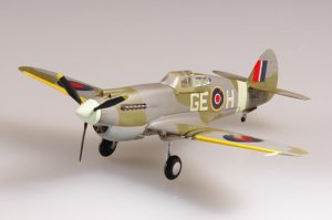 EASY MODEL 1/72 Curtiss P-40B Warhawk RAF No.349 Sqn, 1943