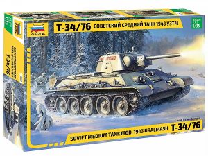 ZVEZDA 1/35 Soviet Medium Tank T-34/76 1943 UZTM