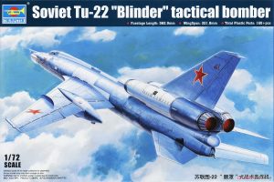 TRUMPETER 1/72 Tu-22 "Blinder" Tactical Bomber