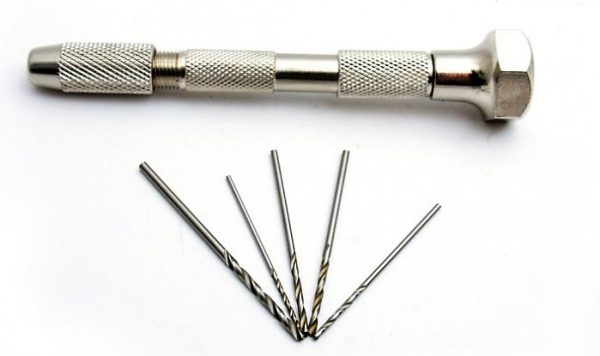ITALERI Pin vice with 5 drills