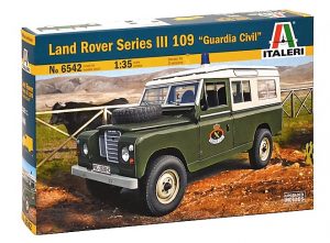 ITALERI 1/35 LAND ROVER SERIES III 109 "Guardia Civil"