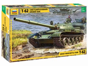 ZVEZDA 1/35 T-62 Soviet Main Battle Tank
