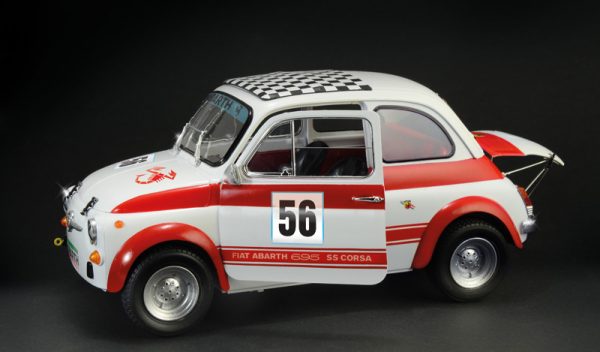 ITALERI 1/12 FIAT Abarth 695SS/Assetto Corsa - Slika 4