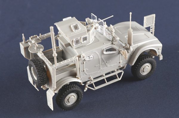 TRUMPETER 1/72 US M1240 M-ATV MRAP - Slika 4