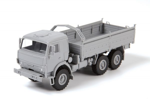 ZVEZDA 1/72 K-5350 "Mustang" Russian 3-Axle Truck - Slika 8