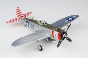 EASY MODEL 1/48 Republic P-47D Thunderbolt, USAAF 86th FG, 527th FS, Rabbit