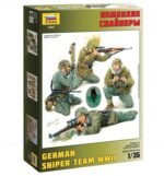 ZVEZDA 1/35 German Sniper Team WWII